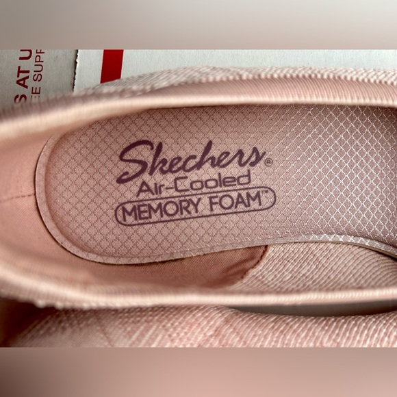 Skechers Air-Cooled Memory foam Pink Women's Flats Size 8.5 - Picture 7 of 9